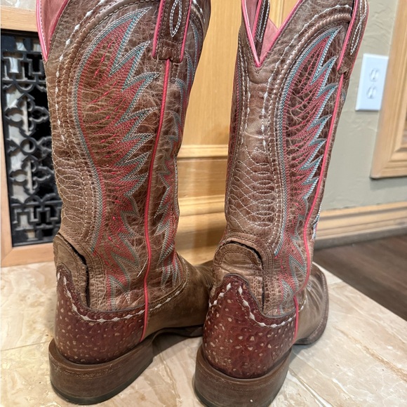 Ariat Western Boots Size 8.5 - Picture 2 of 5